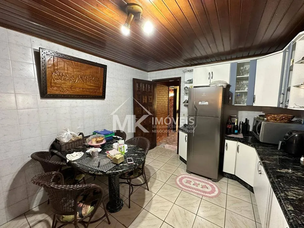 Casa, 3 quartos, 199 m² - Foto 10