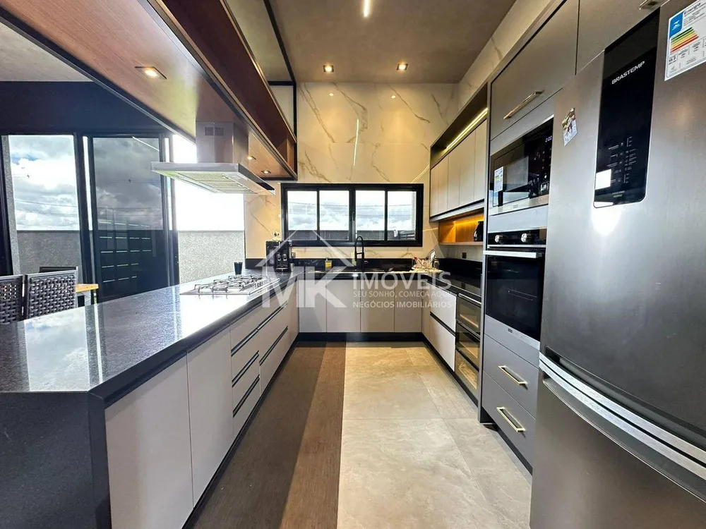 Sobrado, 4 quartos, 262 m² - Foto 9