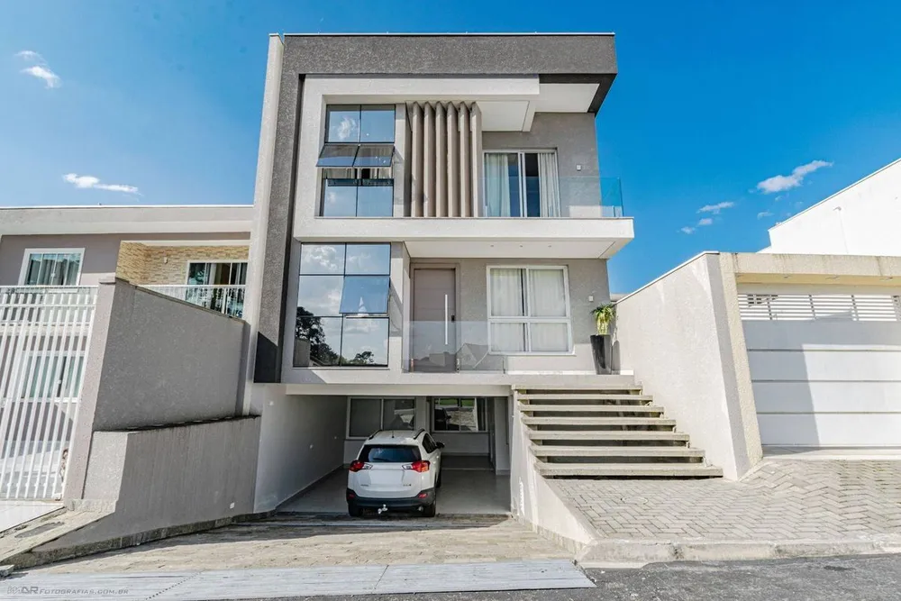 Sobrado, 3 quartos, 380 m² - Foto 1
