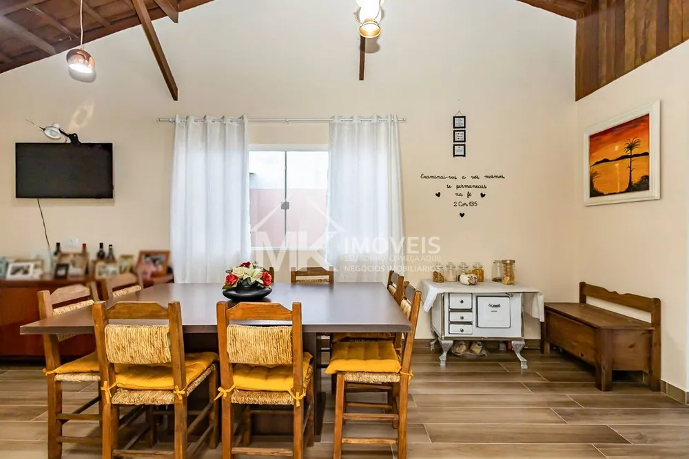Casa, 3 quartos, 126 m² - Foto 1