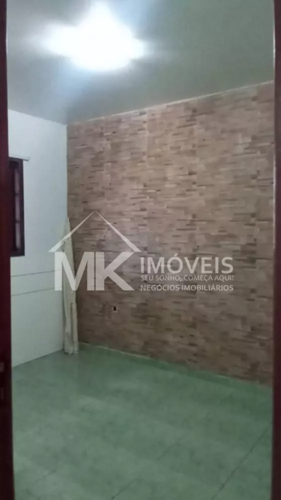 Casa à venda com 3 quartos, 102m² - Foto 13