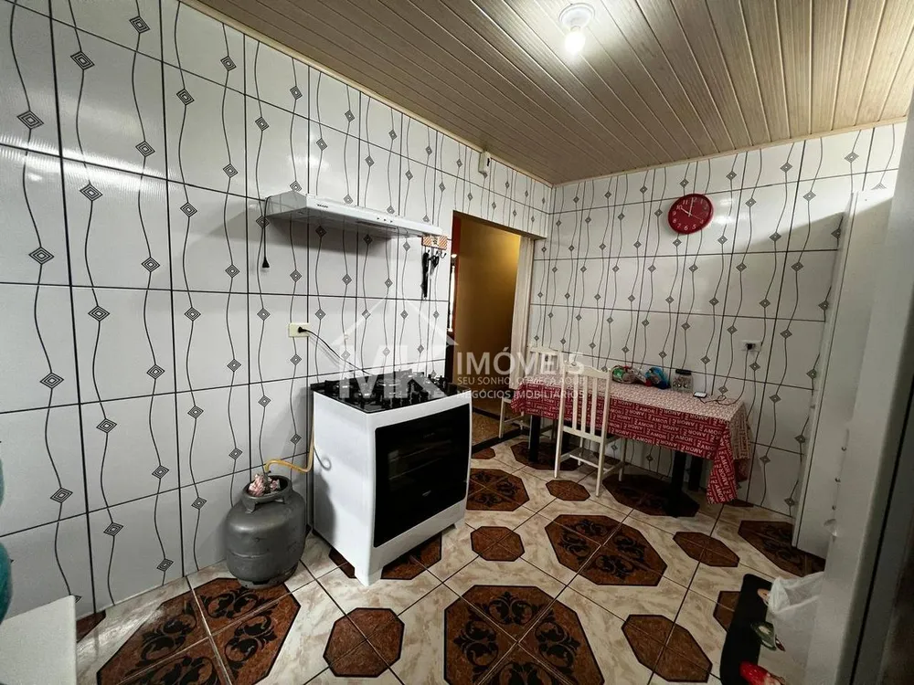 Casa, 4 quartos, 130 m² - Foto 1