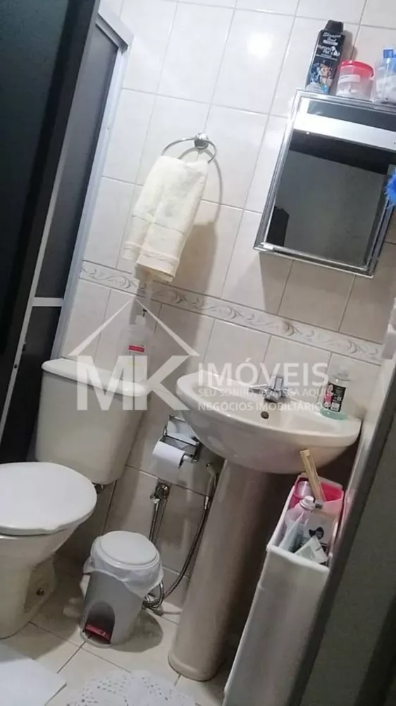 Sobrado à venda com 5 quartos, 270m² - Foto 2