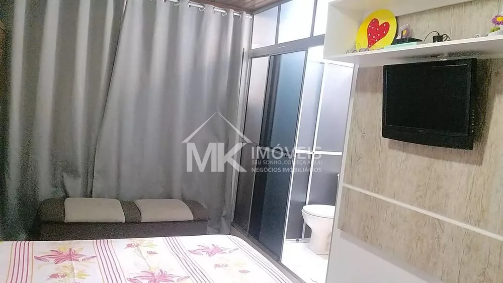 Sobrado à venda com 5 quartos, 270m² - Foto 3