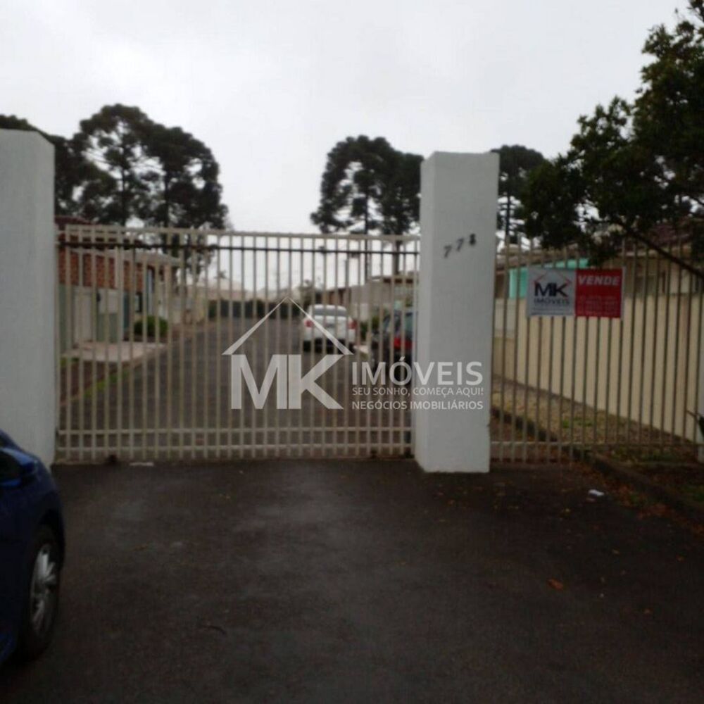 Casa à venda com 2 quartos, 57m² - Foto 2