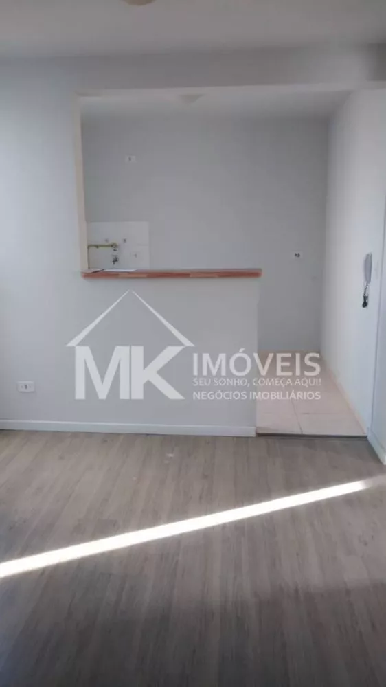 Apartamento à venda com 2 quartos, 44m² - Foto 4