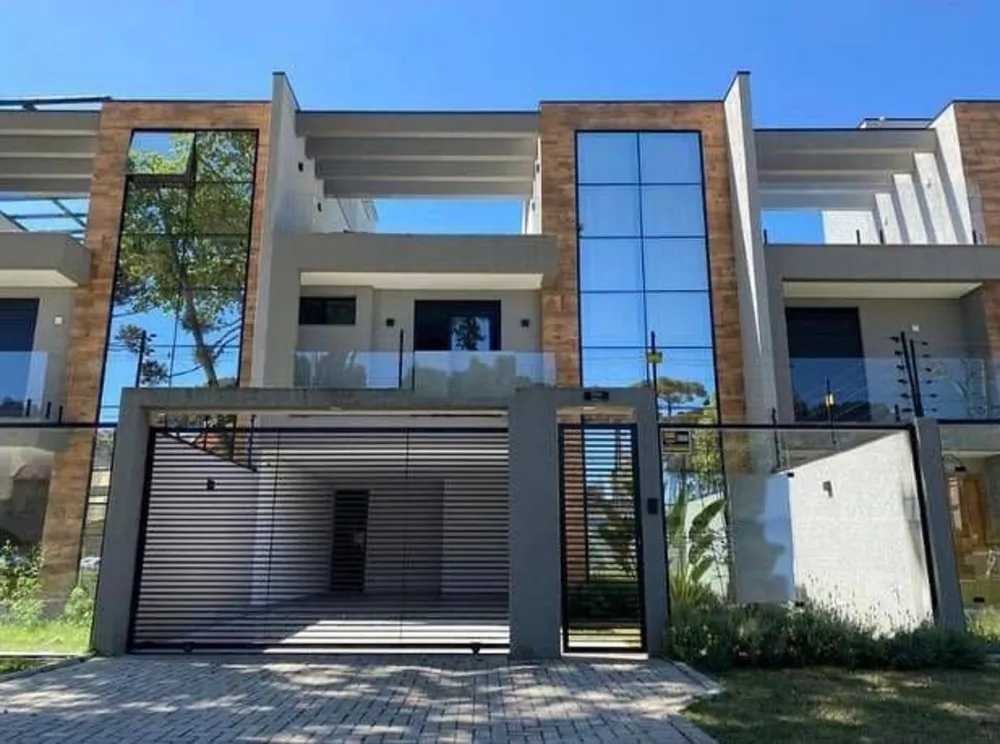 Sobrado, 3 quartos, 225 m² - Foto 1