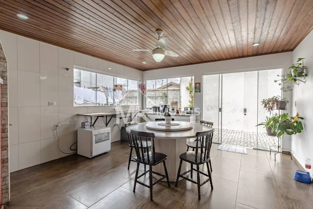 Sobrado, 4 quartos, 276 m² - Foto 2