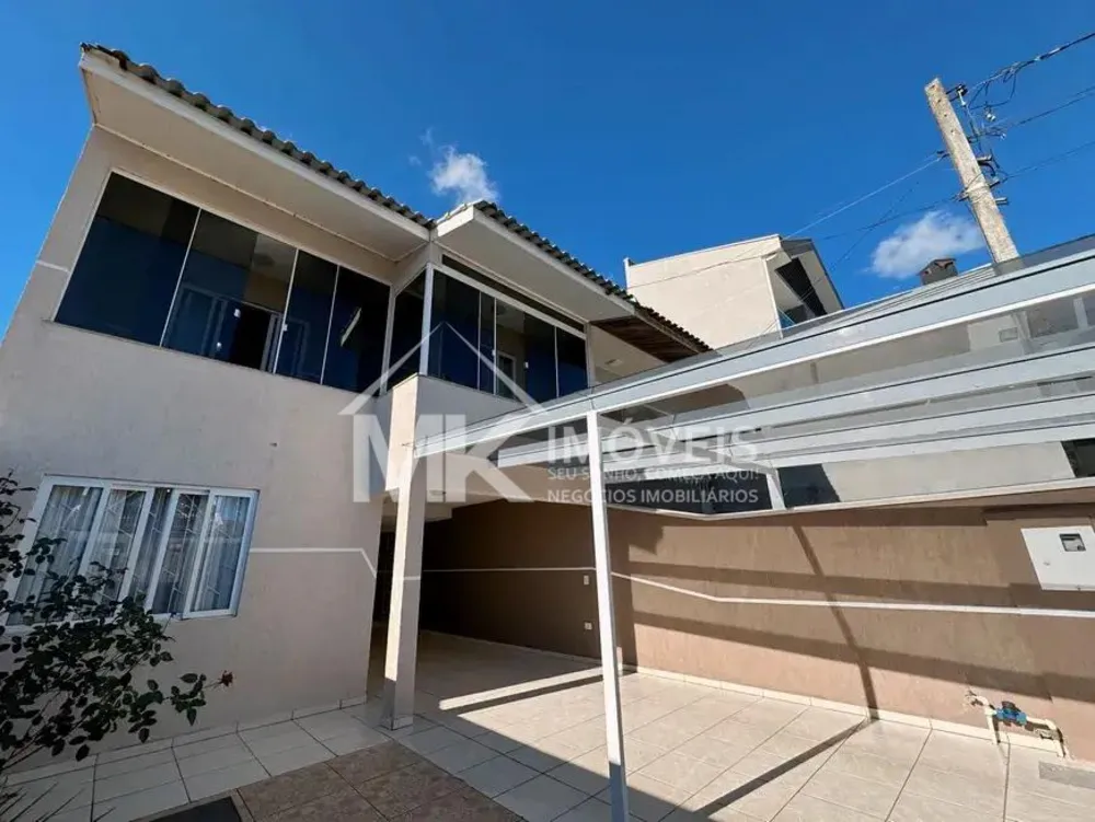Casa, 4 quartos, 180 m² - Foto 1