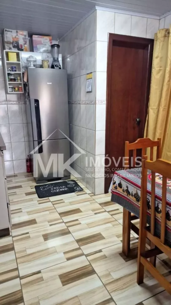 Casa à venda com 3 quartos, 80m² - Foto 5