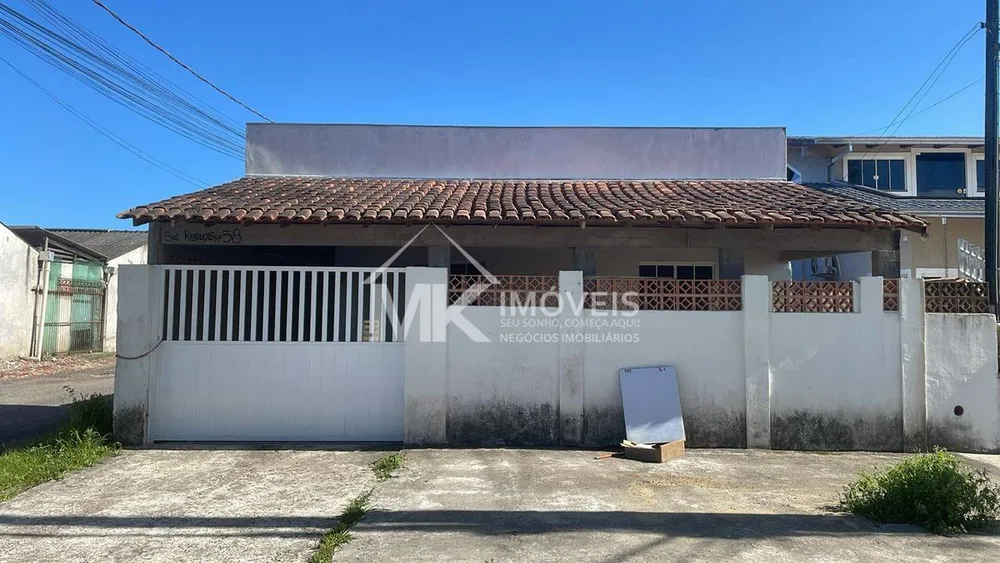 Casa, 3 quartos, 200 m² - Foto 1