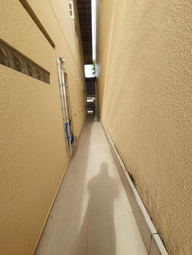 Casa de Condomínio à venda com 4 quartos, 200m² - Foto 8