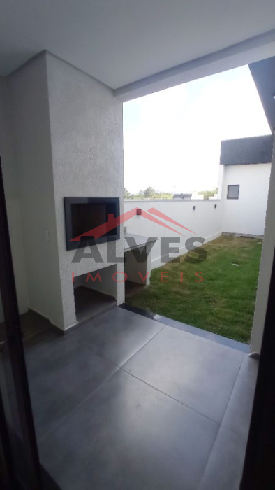 Casa à venda com 3 quartos, 100m² - Foto 13