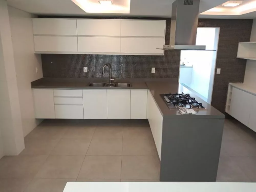 Cobertura, 4 quartos, 294 m² - Foto 1