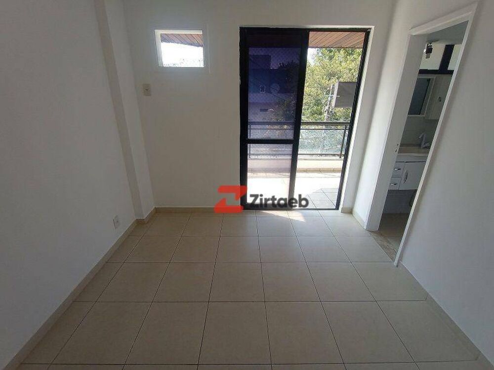 Apartamento à venda com 2 quartos, 71m² - Foto 3