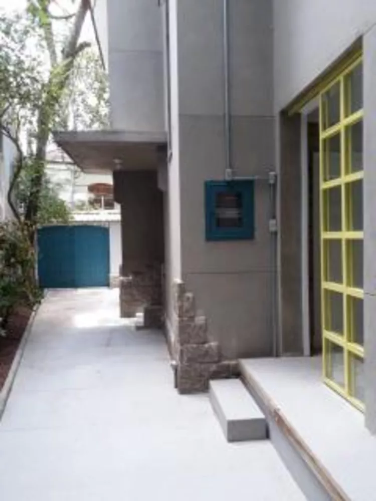 Casa, 5 quartos, 250 m² - Foto 1