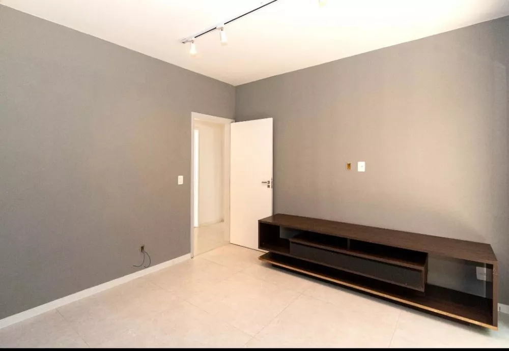 Casa, 5 quartos, 429 m² - Foto 1