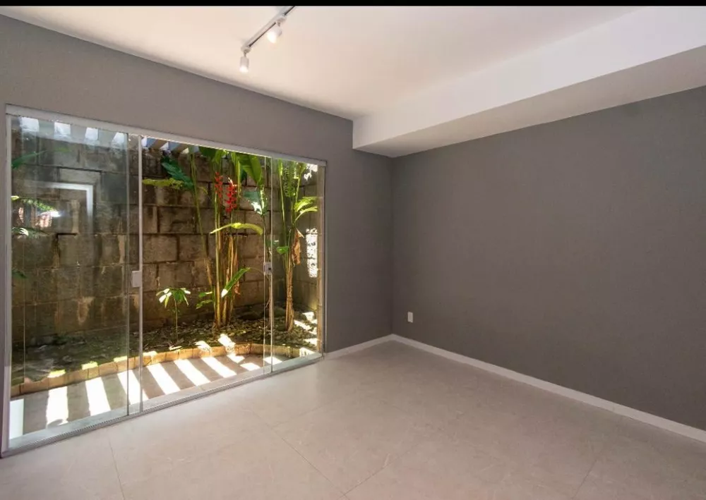 Casa, 5 quartos, 429 m² - Foto 2