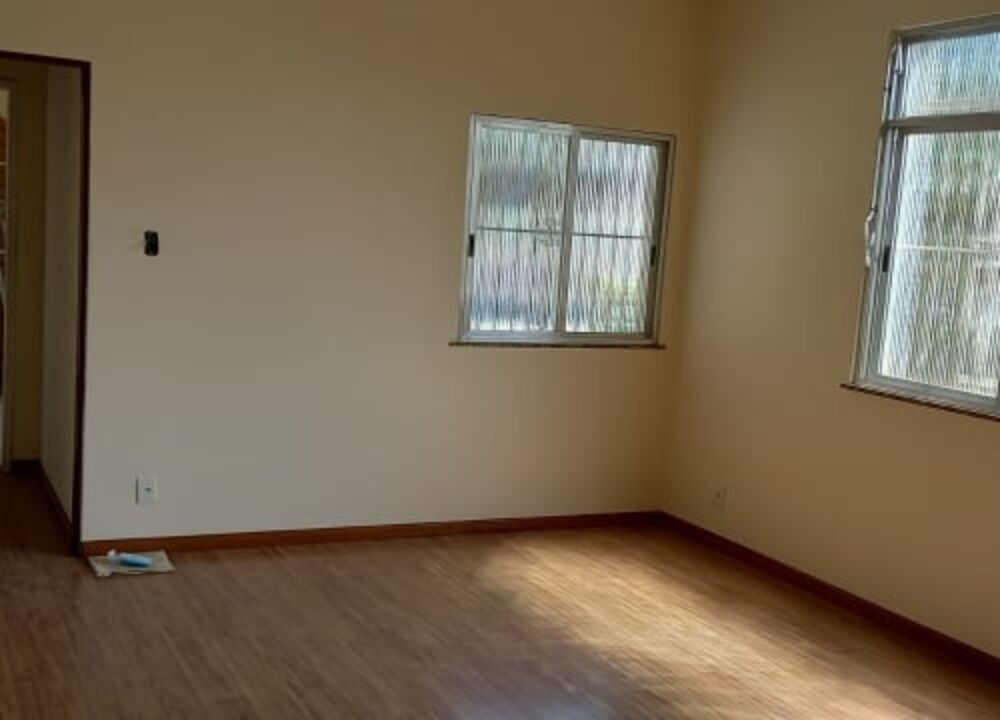 Casa à venda com 3 quartos, 260m² - Foto 3