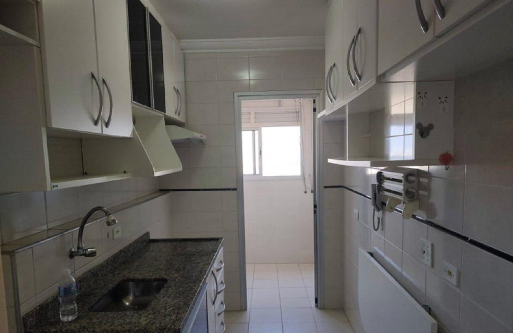 Apartamento para alugar com 2 quartos, 56m² - Foto 17