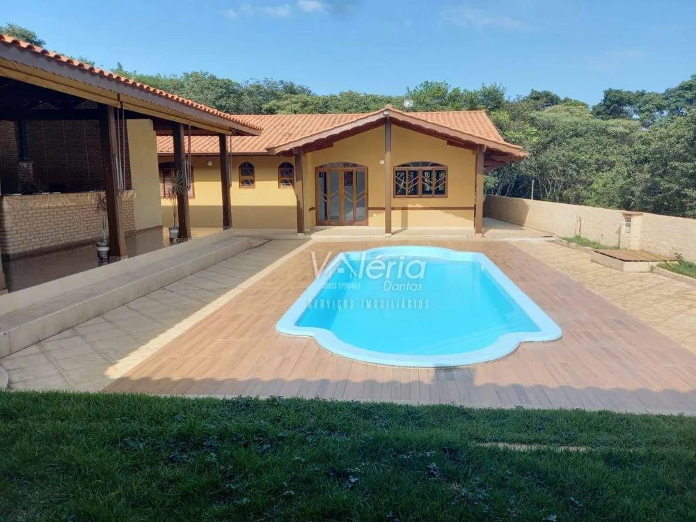 Chácara, 5 quartos, 1001 m² - Foto 1