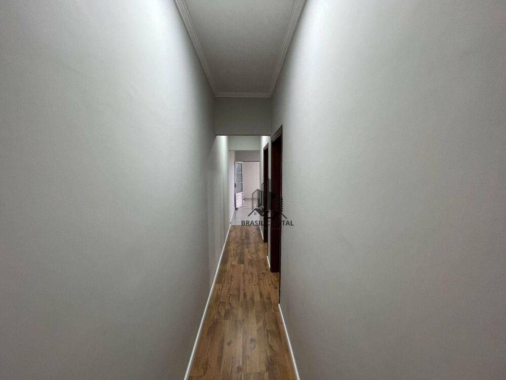 Casa à venda com 3 quartos, 128m² - Foto 11