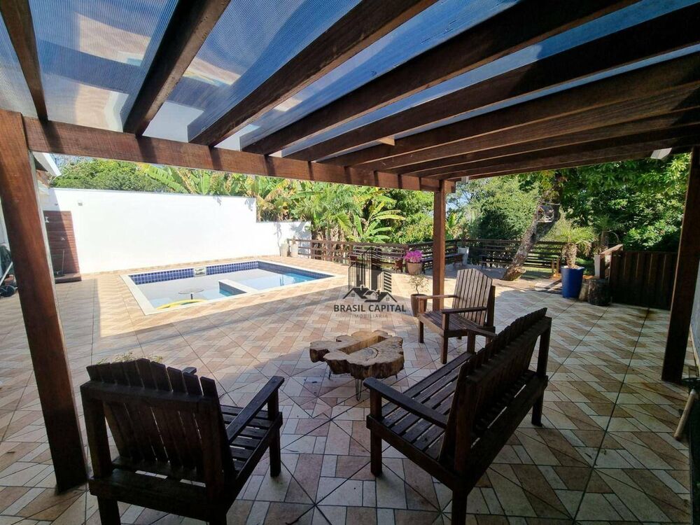 Chácara à venda com 3 quartos, 220m² - Foto 15