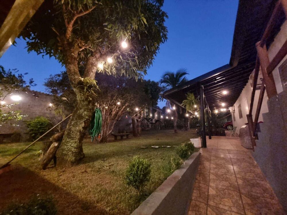 Chácara à venda com 3 quartos, 220m² - Foto 18