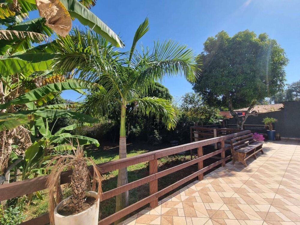 Chácara à venda com 3 quartos, 220m² - Foto 11