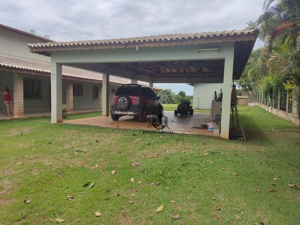 Sítio à venda com 8 quartos, 332m² - Foto 1