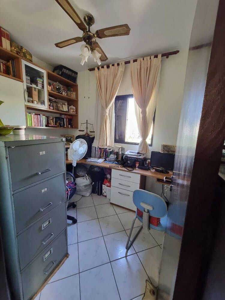 Apartamento à venda com 3 quartos, 148m² - Foto 4