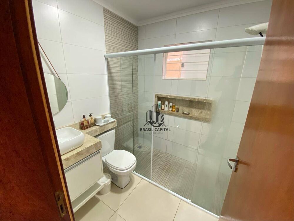 Casa à venda com 2 quartos, 214m² - Foto 4