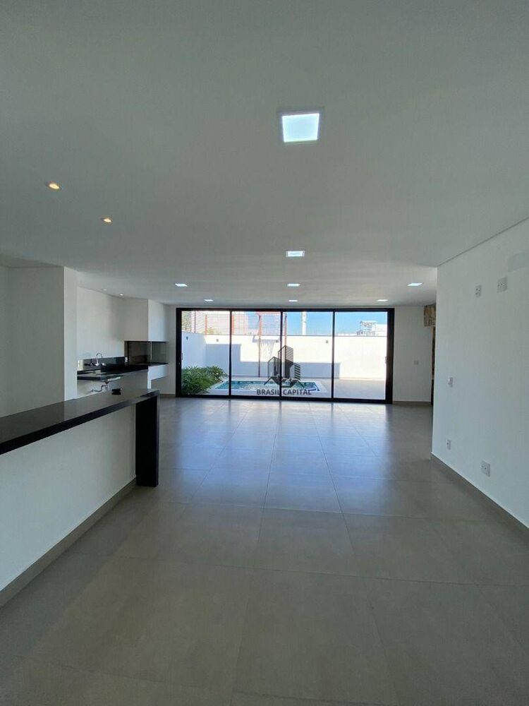 Sobrado à venda com 3 quartos, 240m² - Foto 17