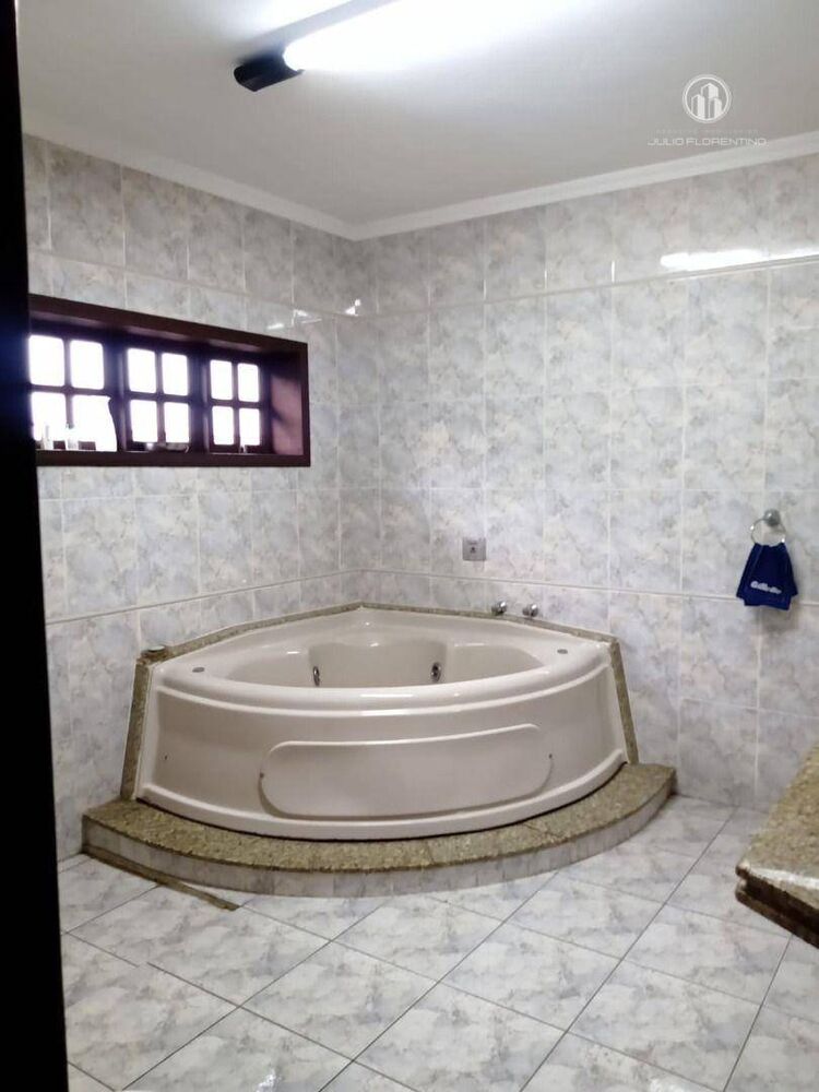 Sobrado, 4 quartos, 490 m² - Foto 2