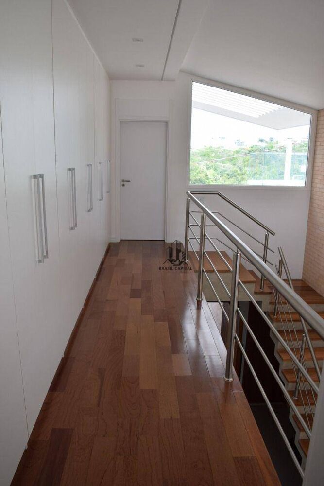 Sobrado, 3 quartos, 219 m² - Foto 2