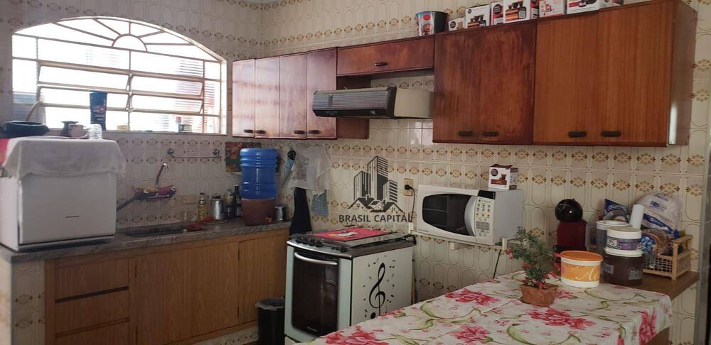 Casa, 3 quartos, 170 m² - Foto 2