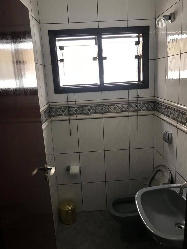 Sobrado à venda com 3 quartos, 330m² - Foto 3