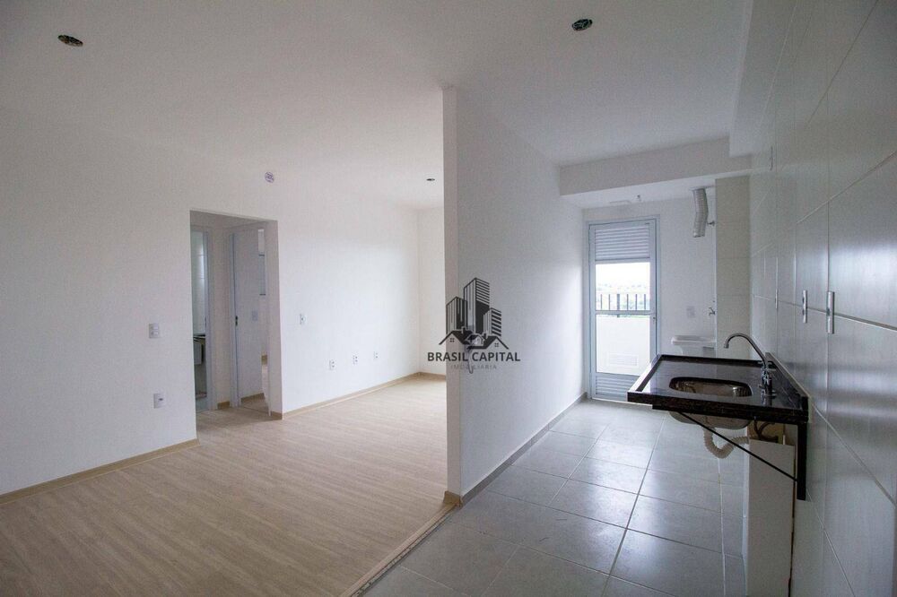 Apartamento à venda com 2 quartos, 63m² - Foto 2