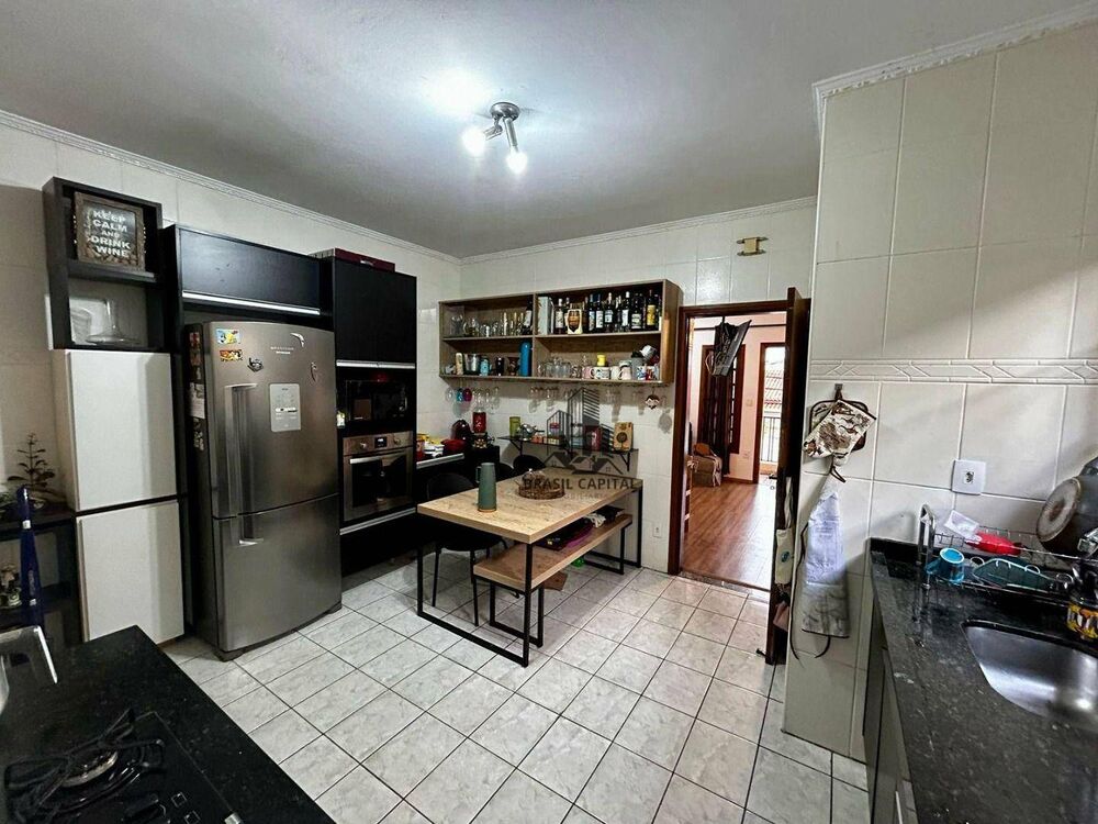 Sobrado, 3 quartos, 151 m² - Foto 1