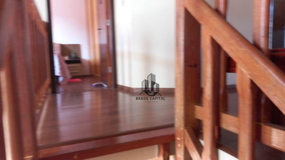 Casa, 3 quartos, 275 m² - Foto 4