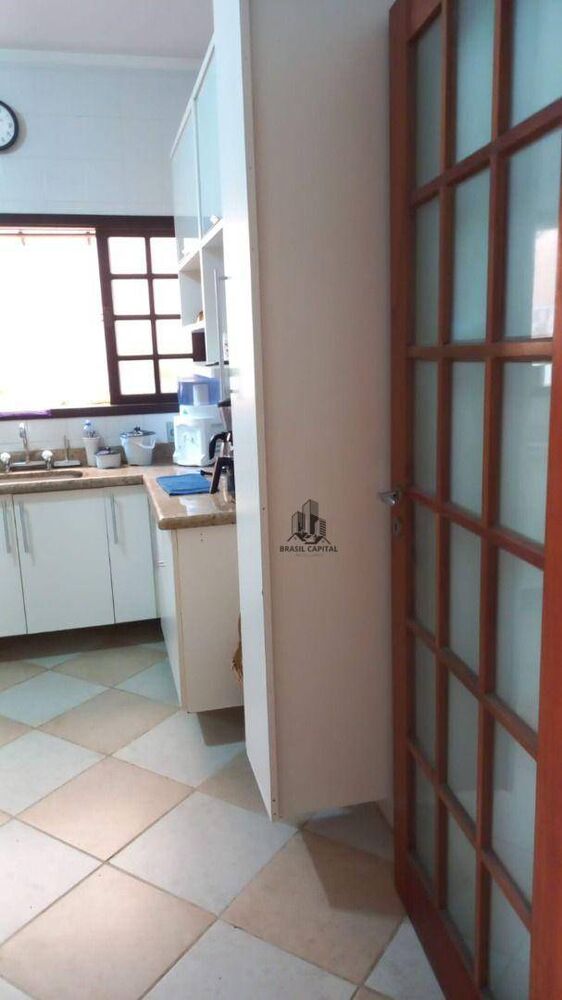 Casa, 3 quartos, 275 m² - Foto 1