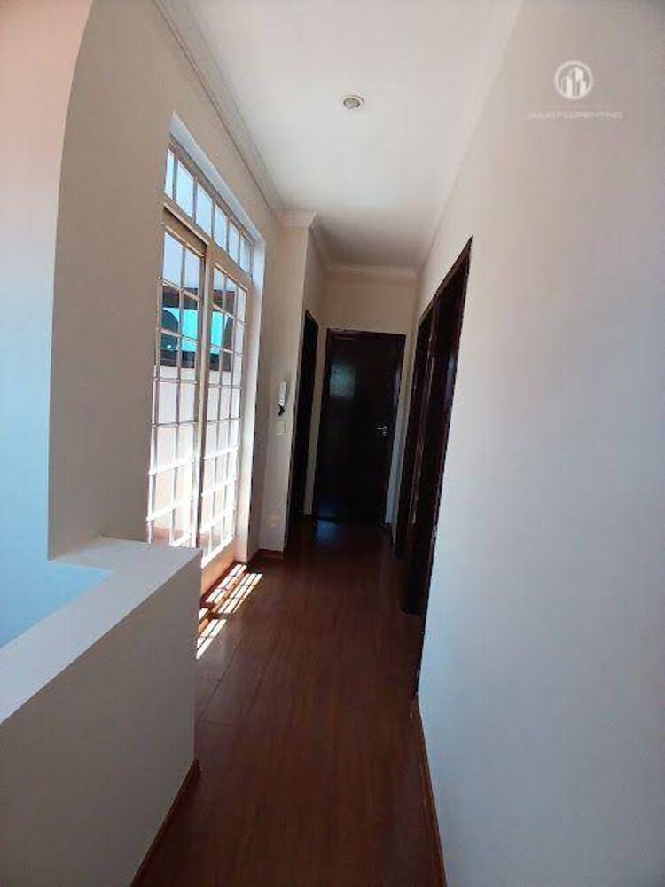 Sobrado, 4 quartos, 185 m² - Foto 1