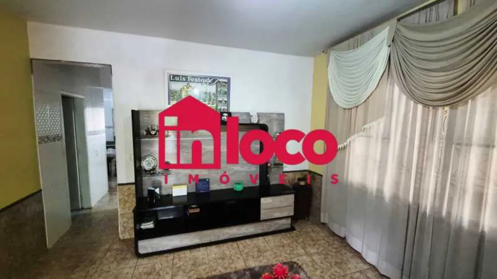 Casa, 3 quartos, 248 m² - Foto 2