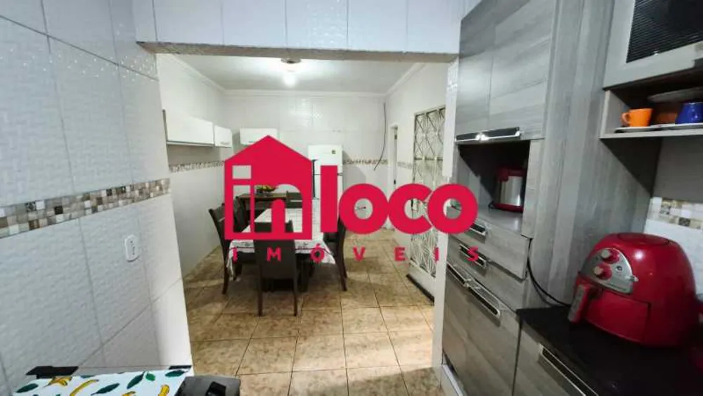 Casa, 3 quartos, 248 m² - Foto 8