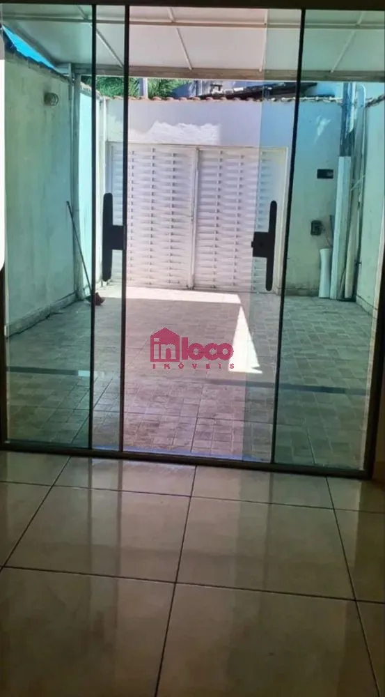 Casa, 2 quartos, 64 m² - Foto 1