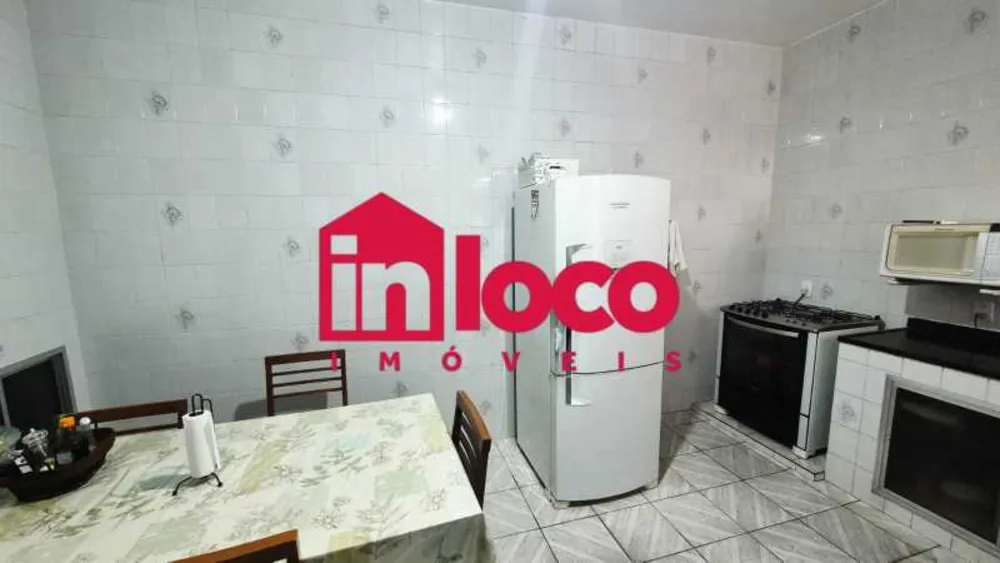 Casa, 3 quartos, 162 m² - Foto 6