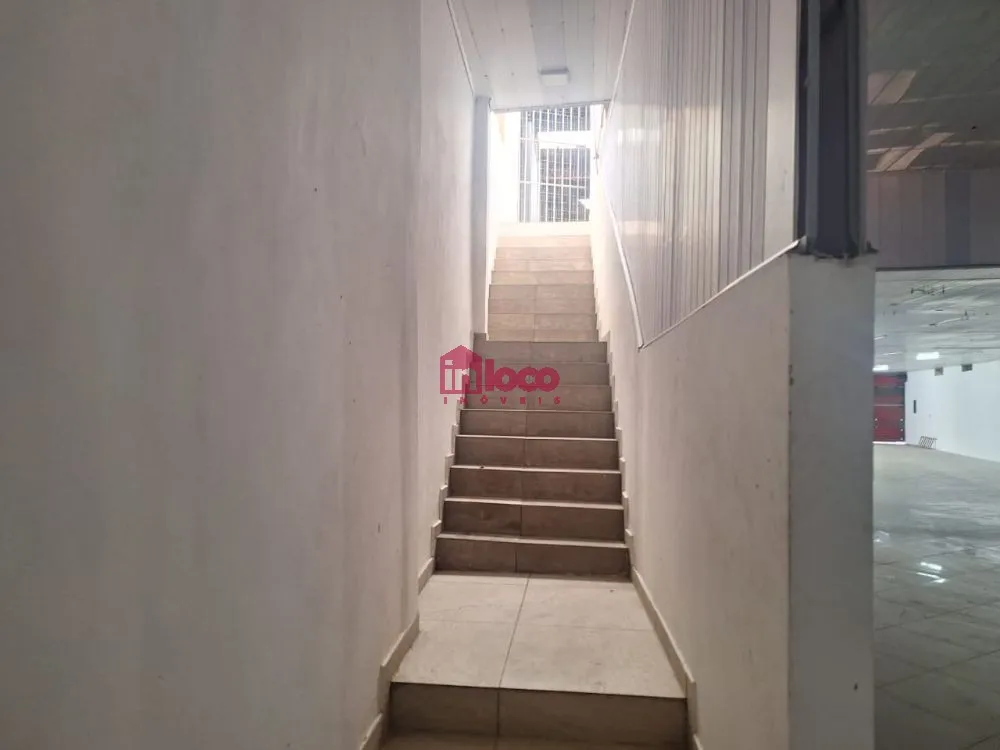 Loja-Salão, 3200 m² - Foto 17