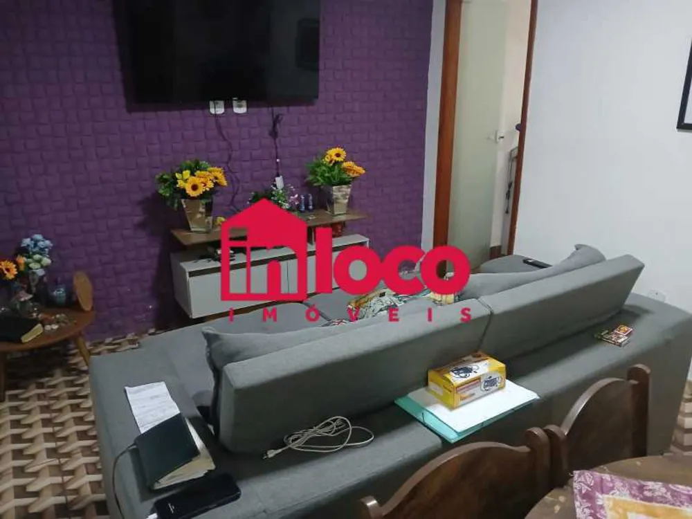 Casa, 3 quartos, 216 m² - Foto 1
