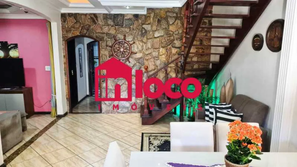 Casa, 3 quartos, 303 m² - Foto 2