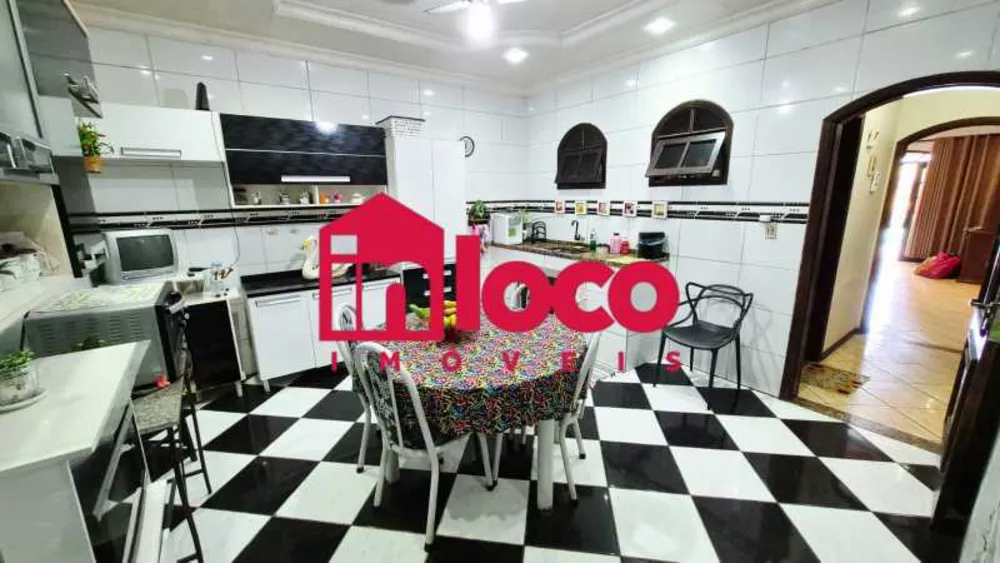 Casa, 3 quartos, 303 m² - Foto 8